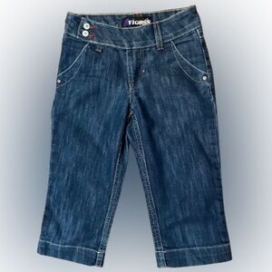 Vigoss Blue Capri Jeans with Decorative Stitching Size 10